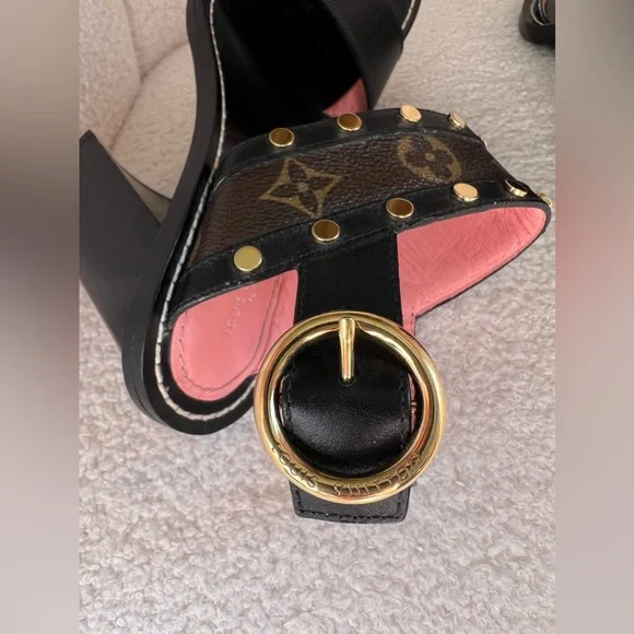 Louis Vuitton LV Sandals , Monogram , high heels like new - Picture 8 of 11